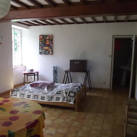 Petite Maison Au Bord De L'eau Bernieres-le-Patry